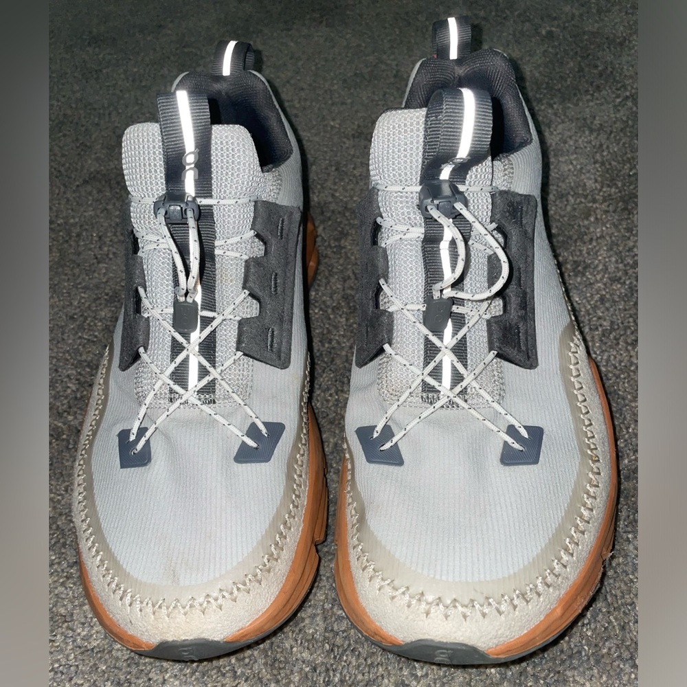 ON Cloudaway Women’s 11 Shoe